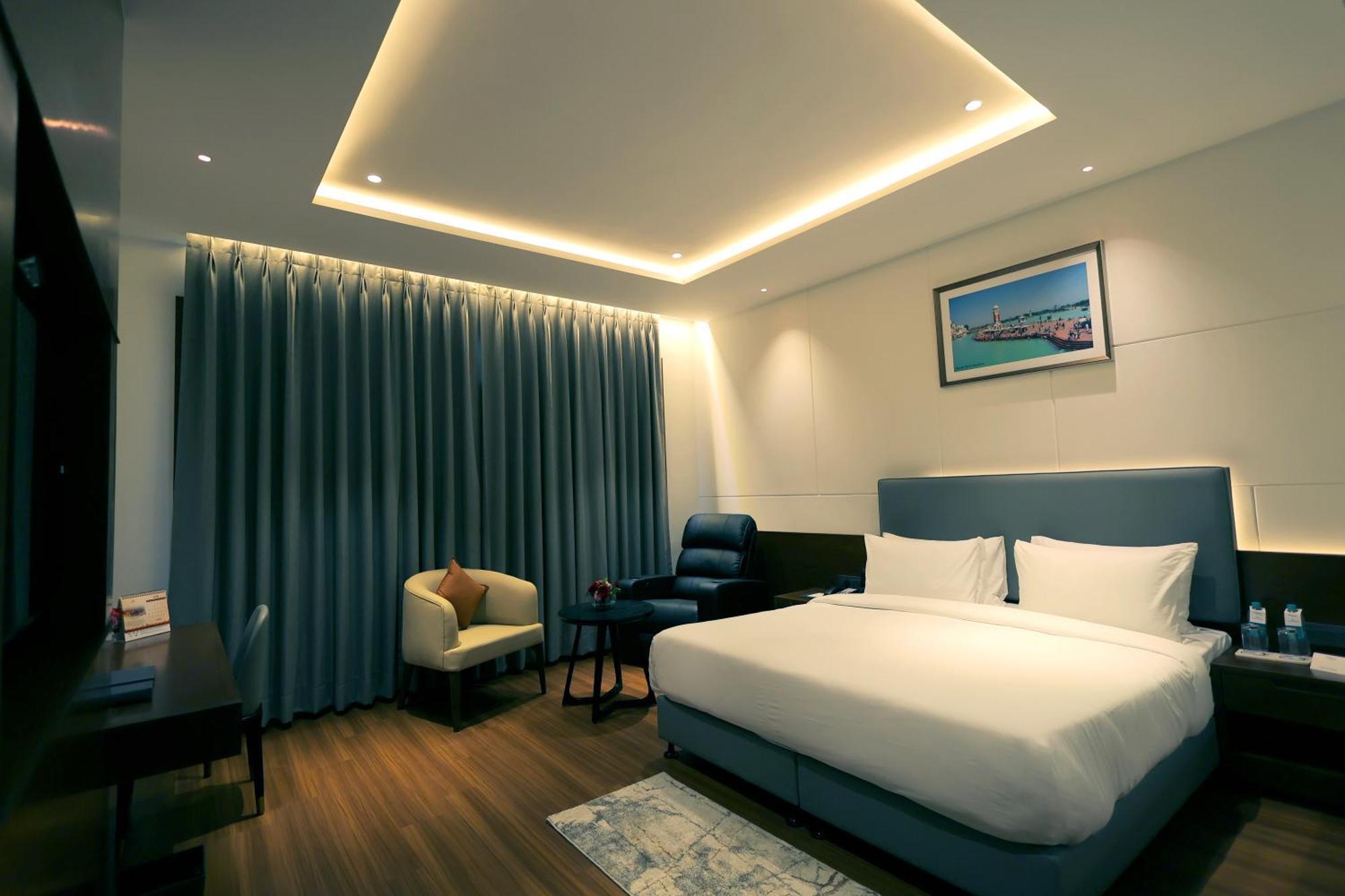 Pride Elite Haridwar Hotel Exterior photo